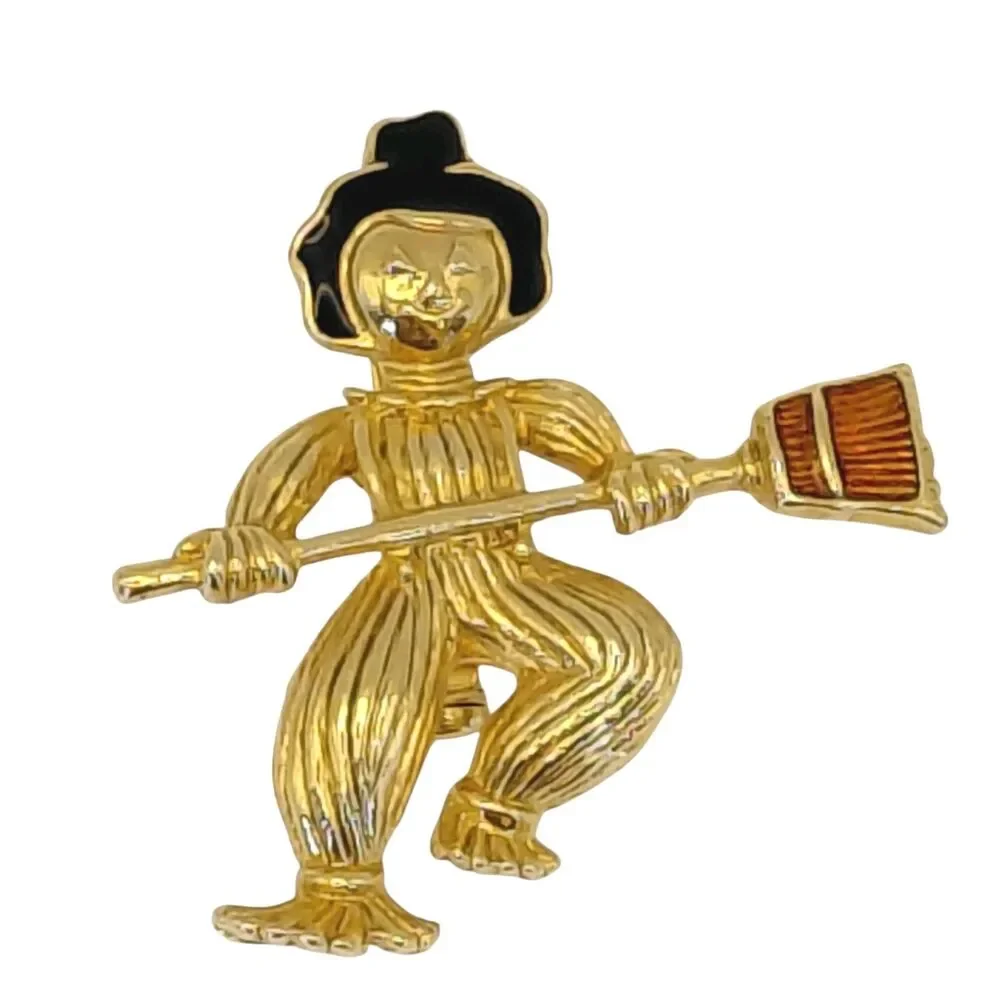 Vintage Avon Scarecrow Brooch Gold Tone & Enamel Autumn Fall Halloween Brooch